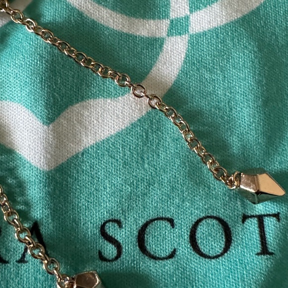 KENDRA SCOTT Rose Gold Elaina Bracelet - Picture 5 of 8